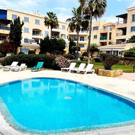 Direct Sea View & Quality Bed - Kings Palace 1 Bed * Paphos
