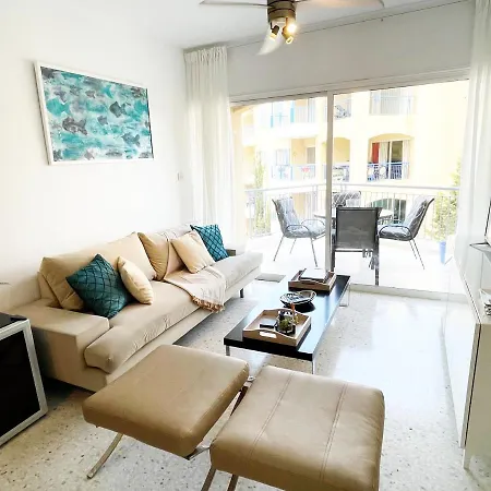 Direct Sea View & Quality Bed - Kings Palace 1 Bed Paphos