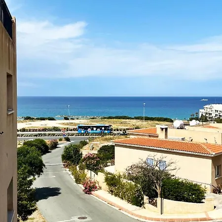 Direct Sea View & Quality Bed - Kings Palace 1 Bed Paphos