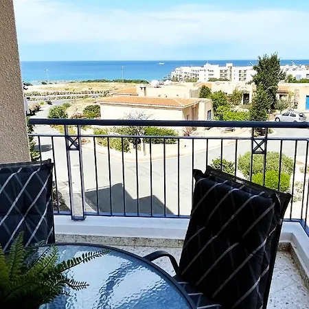 Direct Sea View & Quality Bed - Kings Palace 1 Bed Paphos