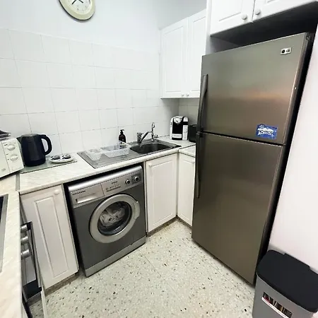 Direct Sea View & Quality Bed - Kings Palace 1 Bed Apartment *